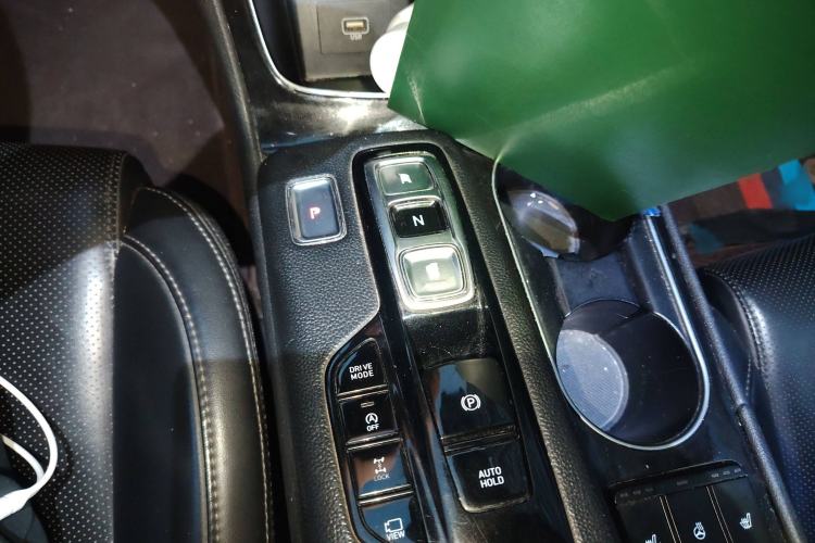 Used Hyundai Santa Fe 2019 380 TGDi DLX Automatic All-Wheel Drive Prestige (HTRAC) China V-standard Gear Lever