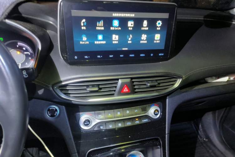 Used Hyundai Santa Fe 2019 380 TGDi GLS Automatic 2WD Luxury Version China VI Standard Audio And AC Panel