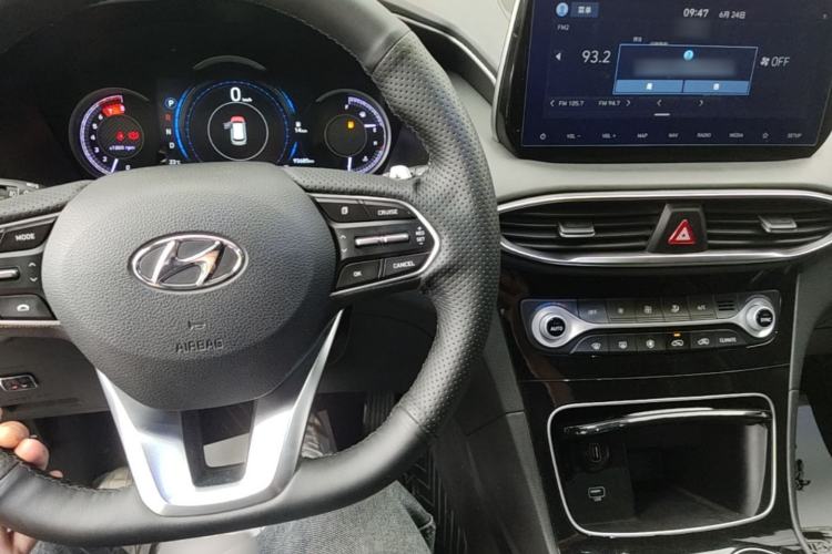 Used Hyundai Santa Fe 2019 380 TGDi GLS Automatic 2WD Luxury Version China V Standard Center Console