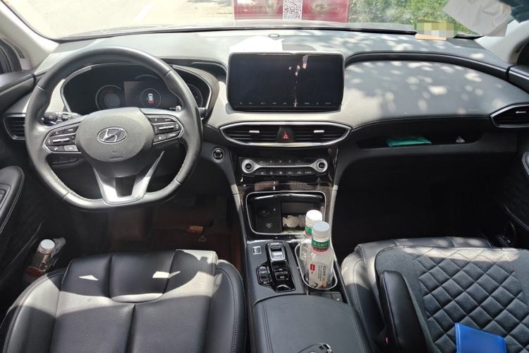 Used Hyundai Santa Fe 2019 380 TGDi DLX Automatic 2WD Prestige PLUS China V Standard Center Console