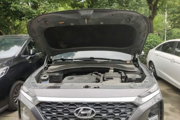 Used Hyundai Santa Fe 2019 380 TGDi GLS Automatic 2WD Luxury Version China V Standard Engine Bay