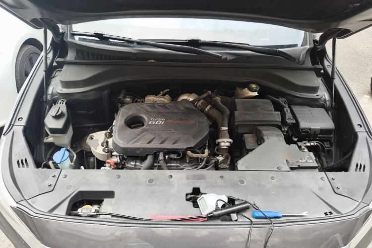 Used Hyundai Santa Fe 2019 380 TGDi DLX Automatic Two-Wheel Drive Prestige Plus Version China VI Standard Engine Bay