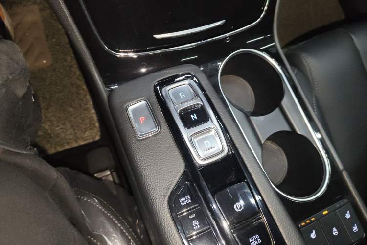 Used Hyundai Santa Fe 2019 380 TGDi TOP Automatic Two-Wheel Drive Flagship Version China VI Standard Gear Lever