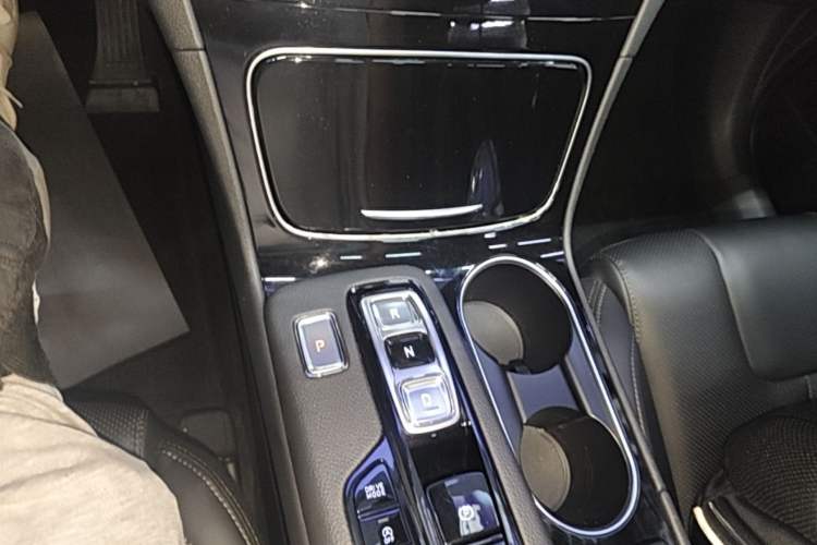 Used Hyundai Santa Fe 2019 380 TGDi TOP Automatic All-Wheel Drive Flagship (HTRAC) – China VI Standard Gear Lever