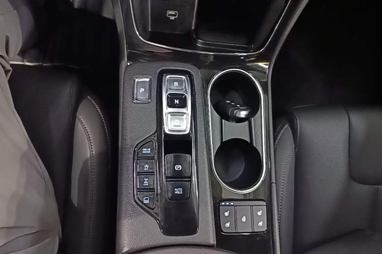 Used Hyundai Santa Fe 2019 380 TGDi TOP Automatic All-Wheel Drive Flagship (HTRAC) China V Standard Gear Lever