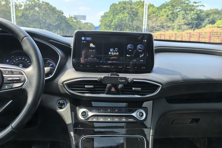 Used Hyundai Santa Fe 2019 380 TGDi DLX Automatic Two-Wheel Drive Prestige Plus Version China VI Standard Interior 9