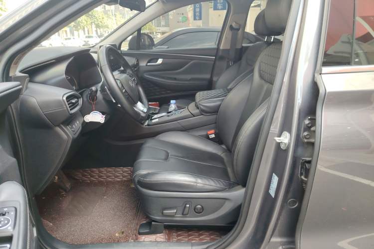 Used Hyundai Santa Fe 2019 380 TGDi DLX Automatic Two-Wheel Drive Prestige Plus Version China VI Standard Left Front Seat