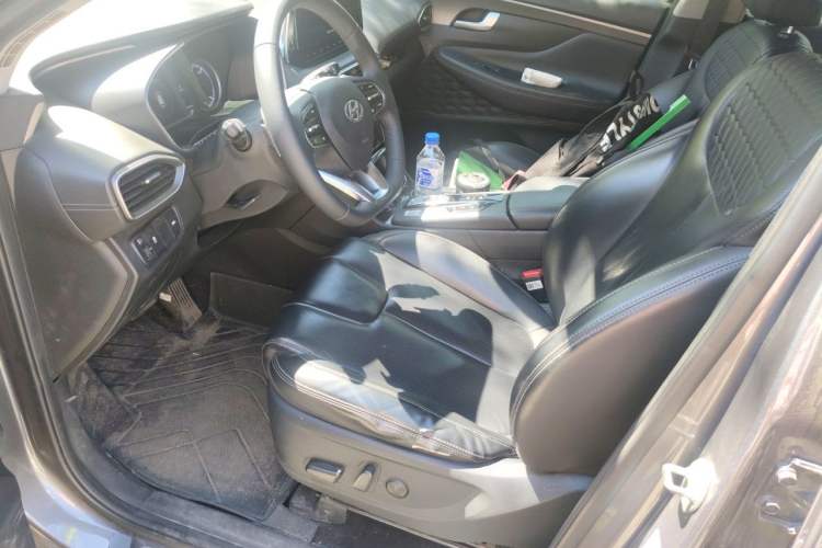 Used Hyundai Santa Fe 2019 380 TGDi DLX Automatic All-Wheel Drive Prestige (HTRAC) China V-standard Left Front Seat