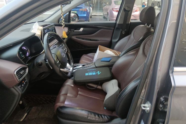 Used Hyundai Santa Fe 2019 380 TGDi TOP Automatic All-Wheel Drive Flagship (HTRAC) – China VI Standard Left Front Seat