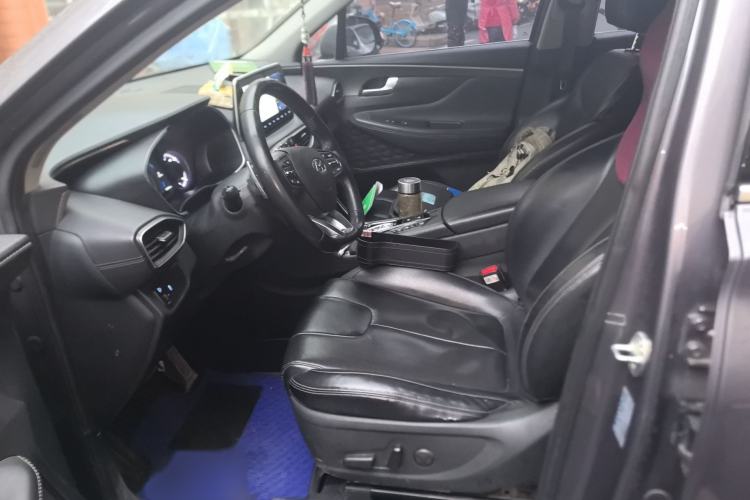 Used Hyundai Santa Fe 2019 380 TGDi GLS Automatic 2WD Luxury Version China VI Standard Left Front Seat