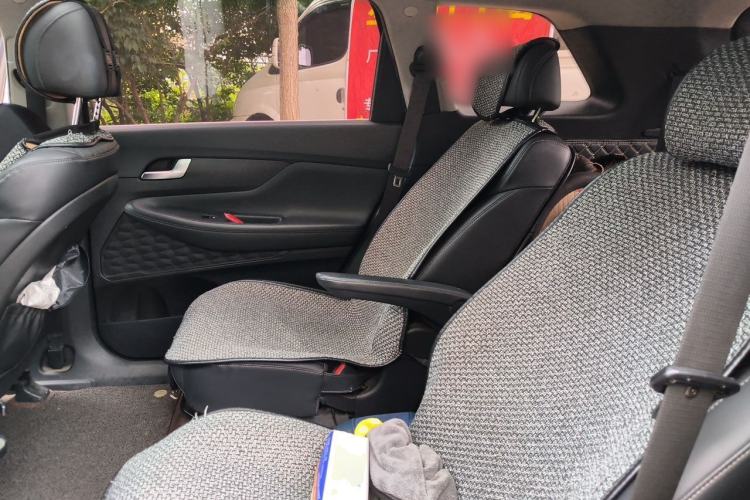 Used Hyundai Santa Fe 2019 380 TGDi DLX Automatic Two-Wheel Drive Prestige Plus Version China VI Standard Left Rear Seat