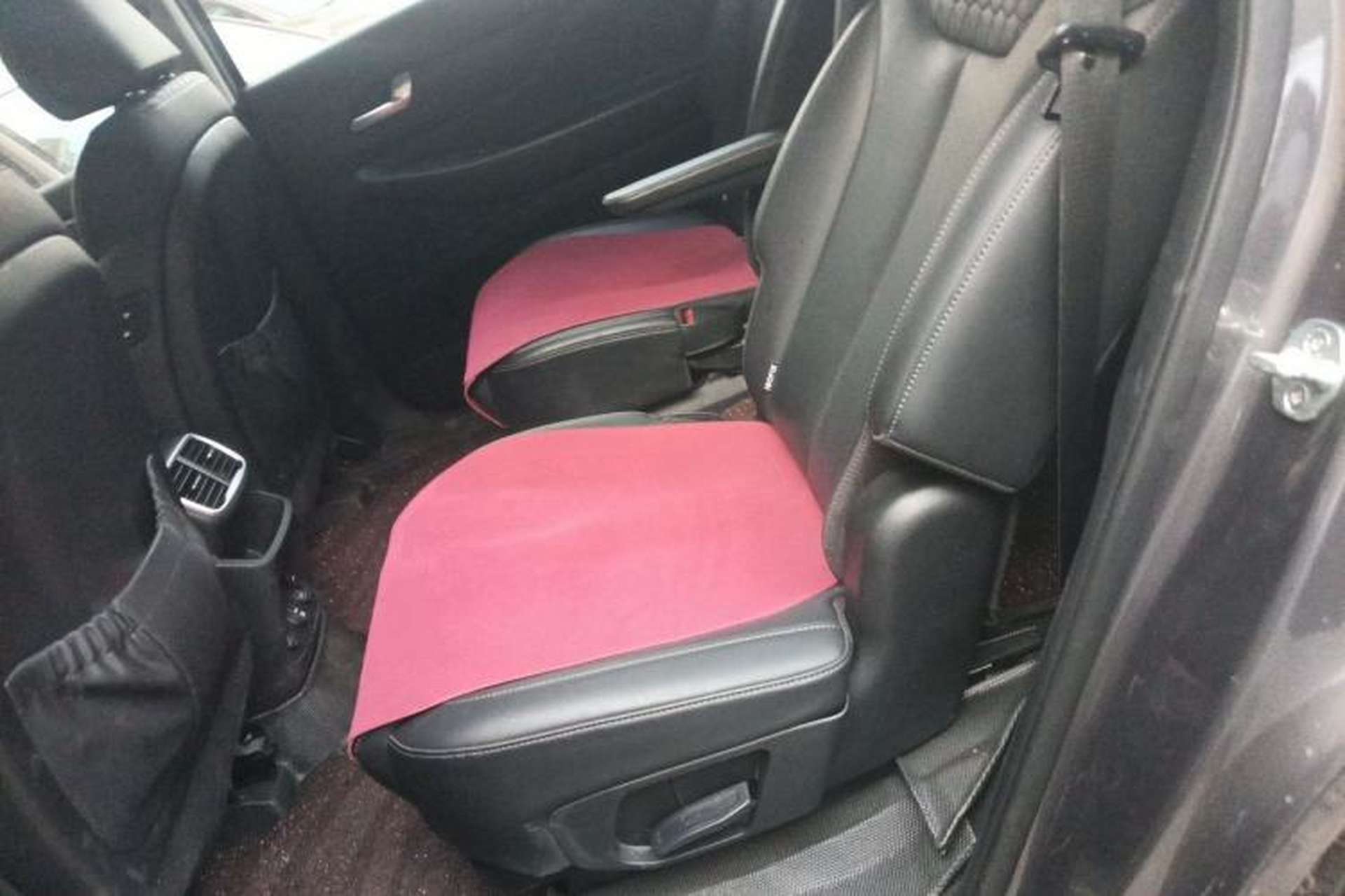 Used Hyundai Santa Fe 2019 380 TGDi TOP Automatic All-Wheel Drive Flagship (HTRAC) – China VI Standard Left Rear Seat