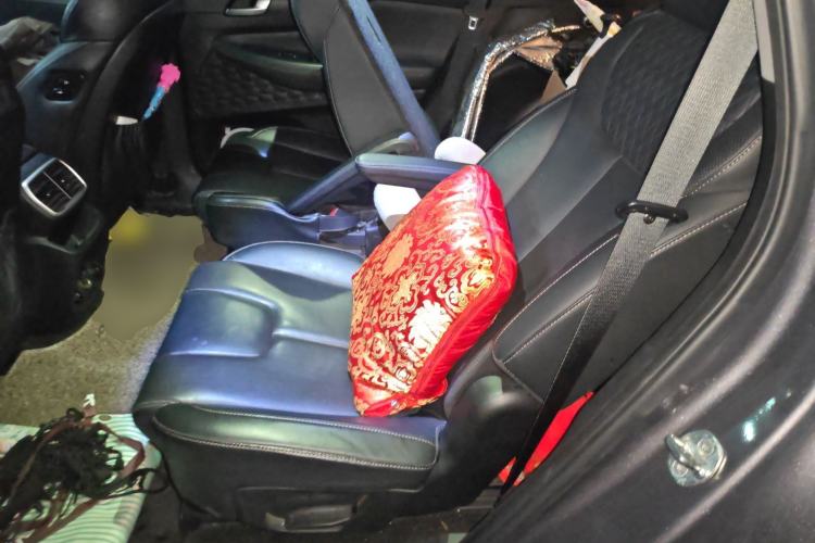 Used Hyundai Santa Fe 2019 380 TGDi TOP Automatic Two-Wheel Drive Flagship Version China V Emission Standard Left Rear Seat