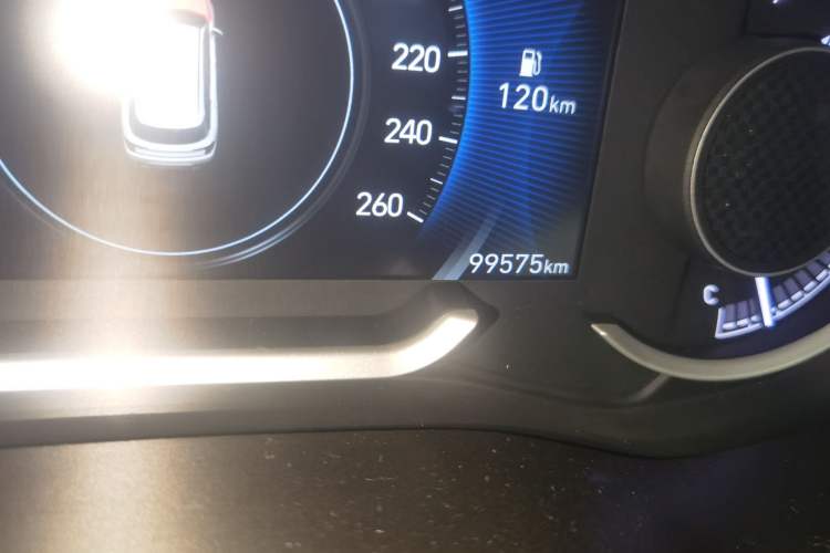 Used Hyundai Santa Fe 2019 380 TGDi DLX Automatic All-Wheel Drive Prestige PLUS (HTRAC) China V Standard Odometer Close Up