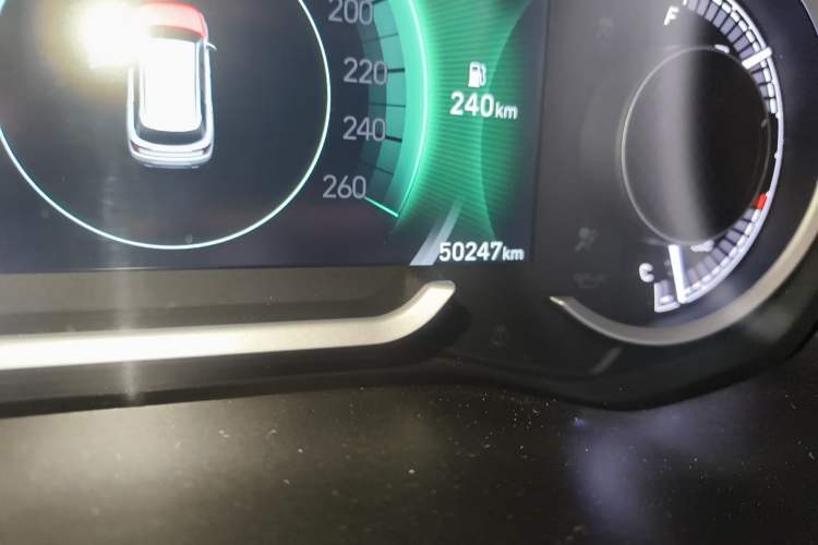 Used Hyundai Santa Fe 2019 380 TGDi DLX Automatic Two-Wheel Drive Prestige Plus Version China VI Standard Odometer Close Up
