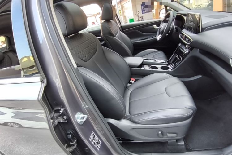 Used Hyundai Santa Fe 2019 380 TGDi DLX Automatic 2WD Prestige Edition China V Emission Standard Right Front Seat