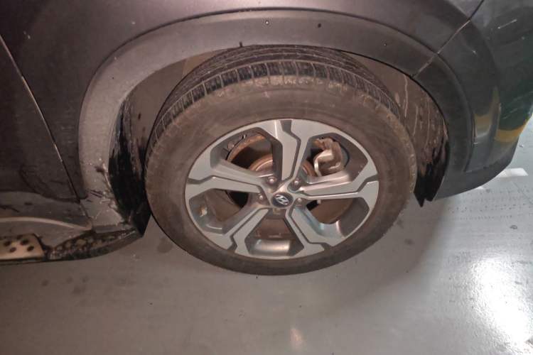Used Hyundai Santa Fe 2019 380 TGDi TOP Automatic Two-Wheel Drive Flagship Version China V Emission Standard Right Front Wheel Hub