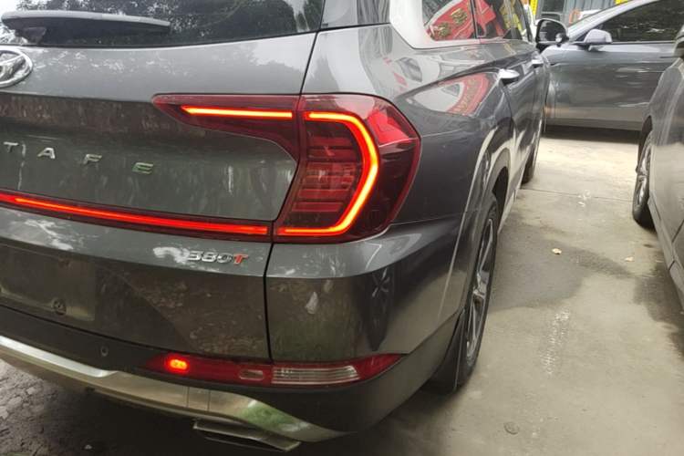 Used Hyundai Santa Fe 2019 380 TGDi GLS Automatic 2WD Luxury Version China V Standard Right Rear Taillight