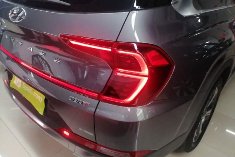 Used Hyundai Santa Fe 2019 380 TGDi DLX Automatic 2WD Prestige Edition China V Emission Standard Right Rear Taillight