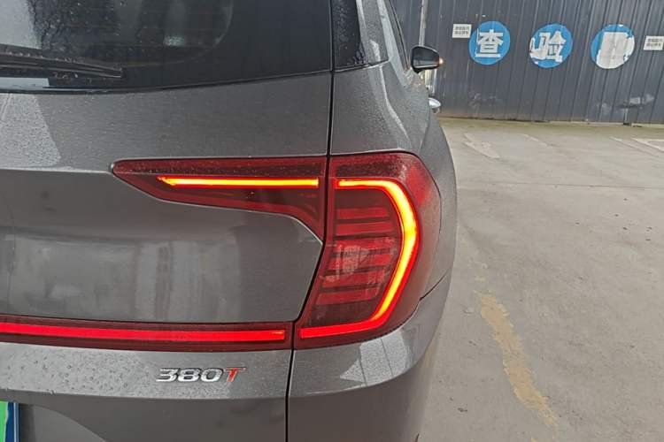 Used Hyundai Santa Fe 2019 380 TGDi GLS Automatic 2WD Luxury Version China VI Standard Right Rear Taillight