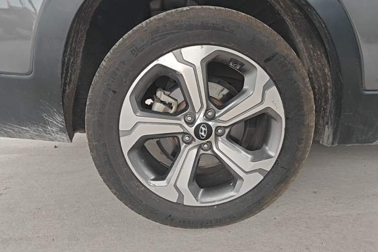 Used Hyundai Santa Fe 2019 380 TGDi GLS Automatic 2WD Luxury Version China VI Standard Right Rear Wheel Hub