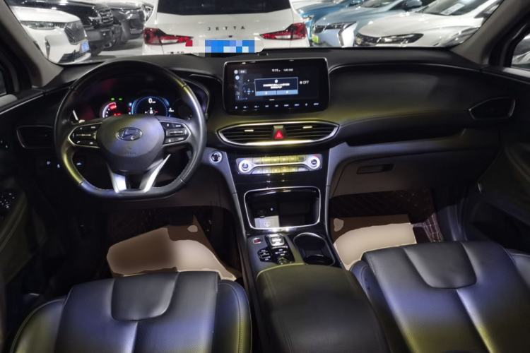 Used Hyundai Santa Fe 2019 380 TGDi DLX Automatic Two-Wheel Drive Prestige Plus Version China VI Standard Center Console