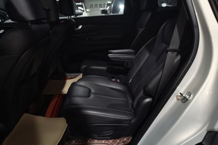 Used Hyundai Santa Fe 2019 380 TGDi DLX Automatic Two-Wheel Drive Prestige Plus Version China VI Standard Left Rear Seat