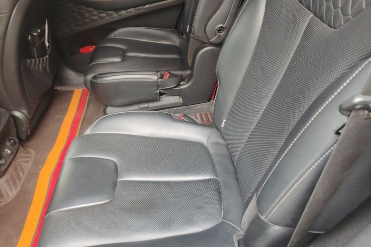 Used Hyundai Santa Fe 2019 380 TGDi TOP Automatic Two-Wheel Drive Flagship Version China VI Standard Left Rear Seat