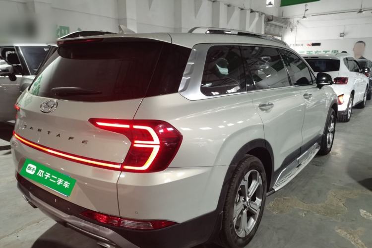 Used Hyundai Santa Fe 2019 380 TGDi DLX Automatic Two-Wheel Drive Prestige Plus Version China VI Standard Rear Right 45 Deg