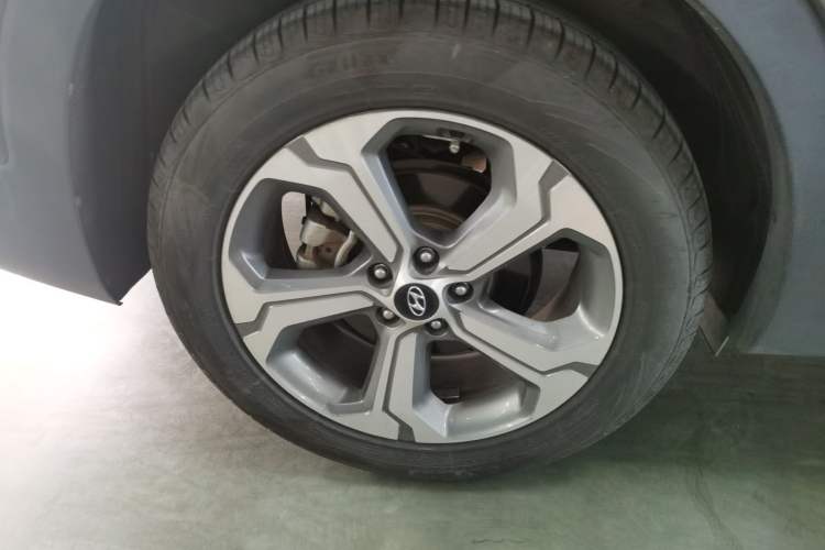 Used Hyundai Santa Fe 2019 380 TGDi GLS Automatic 2WD Luxury Version China V Standard Right Rear Wheel Hub