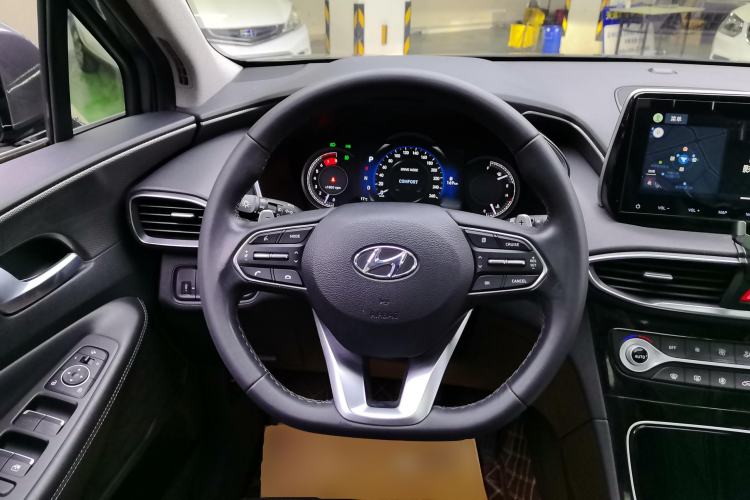 Used Hyundai Santa Fe 2019 380 TGDi GLS Automatic 2WD Luxury Version China VI Standard Steering Wheel