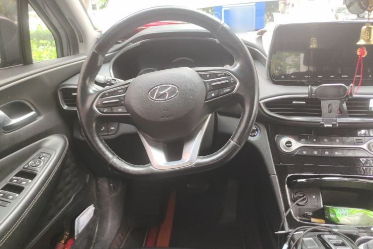Used Hyundai Santa Fe 2019 380 TGDi TOP Automatic Two-Wheel Drive Flagship Version China VI Standard Steering Wheel