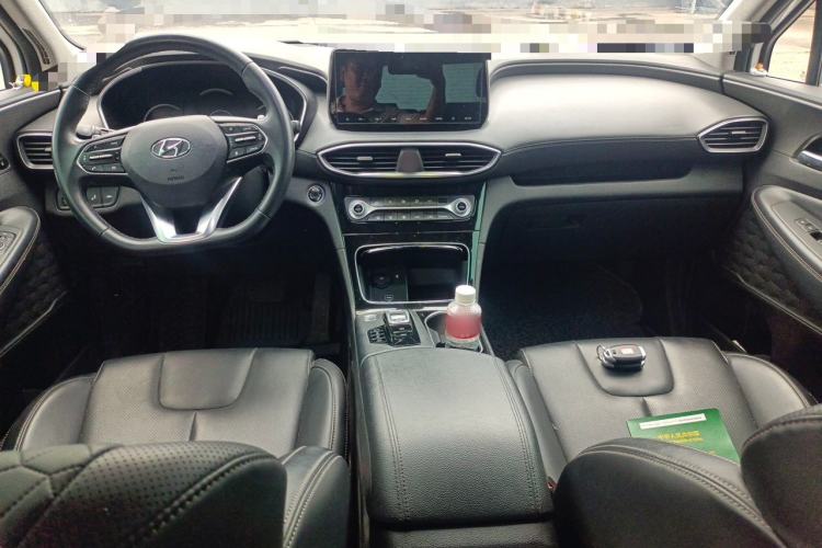 Used Hyundai Santa Fe 2019 380 TGDi DLX Automatic All-Wheel Drive Prestige PLUS (HTRAC) China V Standard Center Console