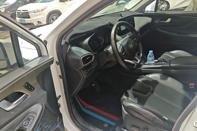 Used Hyundai Santa Fe 2019 380 TGDi DLX Automatic Two-Wheel Drive Prestige Plus Version China VI Standard Driver Seat