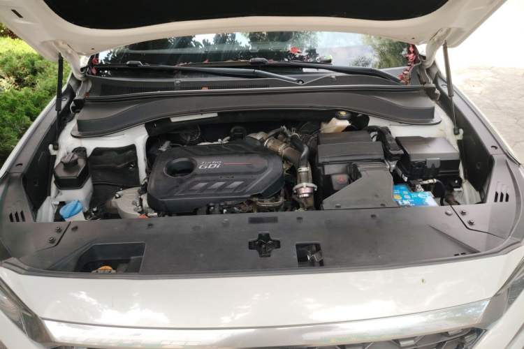 Used Hyundai Santa Fe 2019 380 TGDi DLX Automatic All-Wheel Drive Prestige (HTRAC) China V-standard Engine Bay
