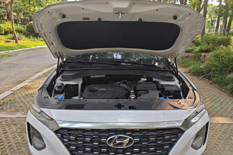 Used Hyundai Santa Fe 2019 380 TGDi DLX Automatic All-Wheel Drive Prestige (HTRAC) China V-standard Engine Bay