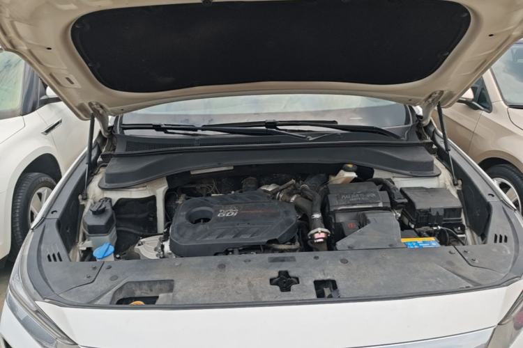 Used Hyundai Santa Fe 2019 380 TGDi TOP Automatic All-Wheel Drive Flagship (HTRAC) – China VI Standard Engine Bay