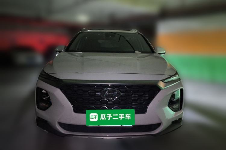 Used Hyundai Santa Fe 2019 380 TGDi DLX Automatic All-Wheel Drive Prestige PLUS (HTRAC) China VI Front