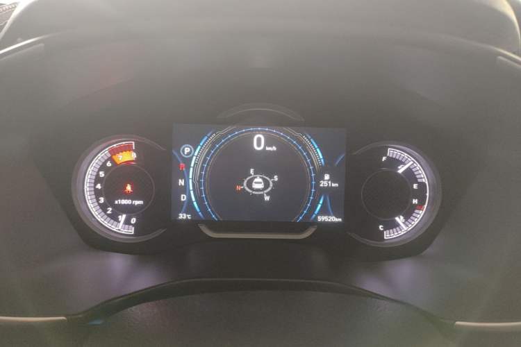 Used Hyundai Santa Fe 2019 380 TGDi GLS Automatic 2WD Luxury Version China VI Standard Instrument Cluster