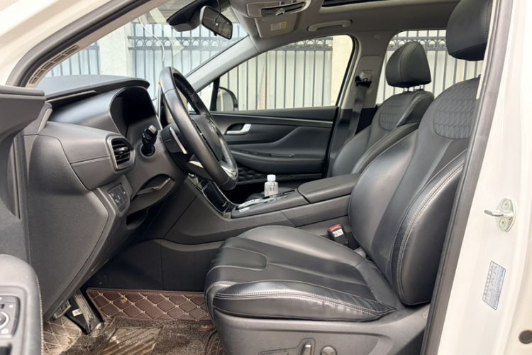 Used Hyundai Santa Fe 2019 380 TGDi DLX Automatic 2WD Prestige Edition China V Emission Standard Interior 3