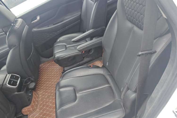 Used Hyundai Santa Fe 2019 380 TGDi GLS Automatic 2WD Luxury Version China V Standard Interior 4