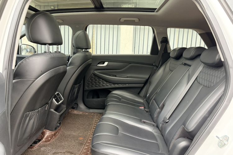 Used Hyundai Santa Fe 2019 380 TGDi DLX Automatic 2WD Prestige Edition China V Emission Standard Interior 4