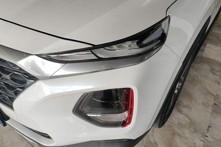 Used Hyundai Santa Fe 2019 380 TGDi GLS Automatic 2WD Luxury Version China VI Standard Left Front Headlight