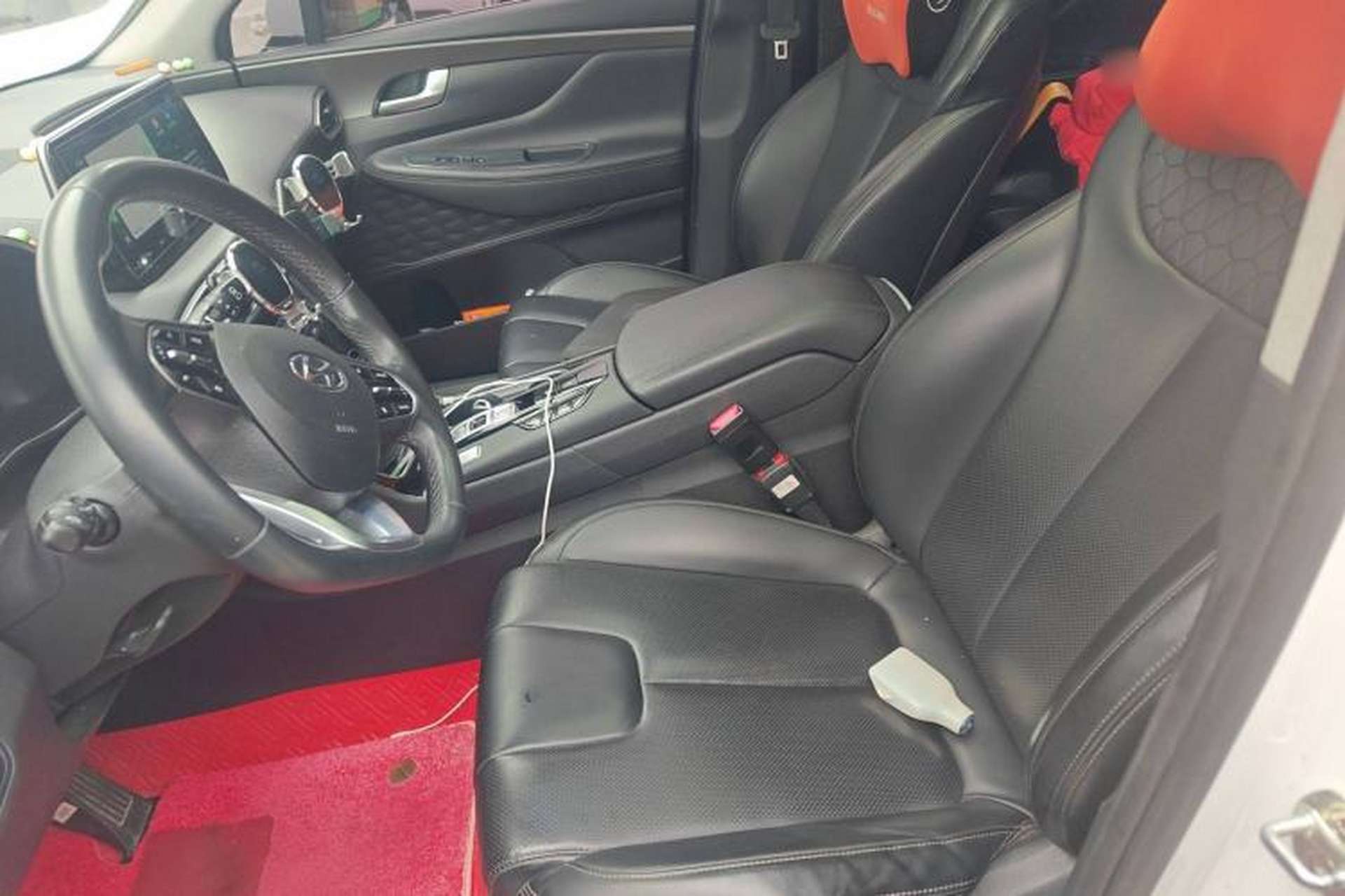 Used Hyundai Santa Fe 2019 380 TGDi DLX Automatic All-Wheel Drive Prestige PLUS (HTRAC) China VI Left Front Seat
