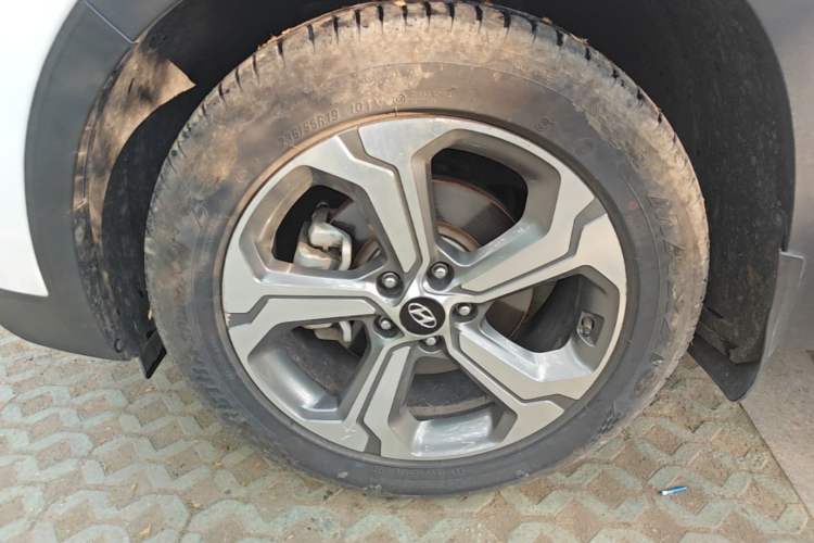 Used Hyundai Santa Fe 2019 380 TGDi DLX Automatic All-Wheel Drive Prestige (HTRAC) China V-standard Left Front Wheel Hub