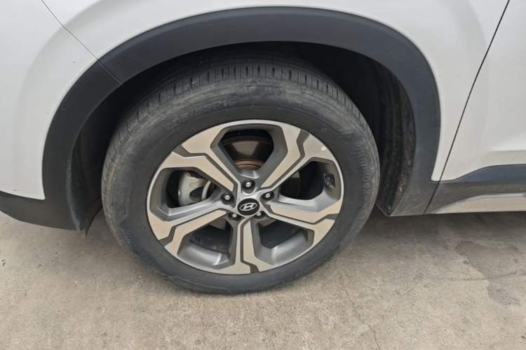 Used Hyundai Santa Fe 2019 380 TGDi TOP Automatic All-Wheel Drive Flagship (HTRAC) – China VI Standard Left Front Wheel Hub