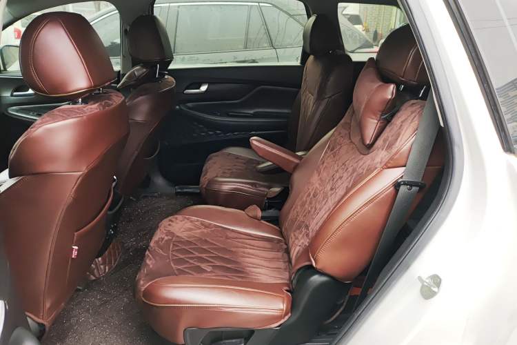 Used Hyundai Santa Fe 2019 380 TGDi GLS Automatic 2WD Luxury Version China V Standard Left Rear Seat