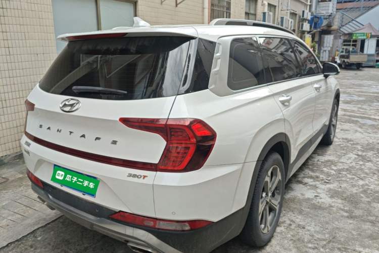 Used Hyundai Santa Fe 2019 380 TGDi DLX Automatic Two-Wheel Drive Prestige Plus Version China VI Standard Rear Right 45 Deg