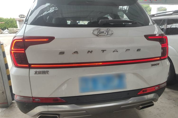 Used Hyundai Santa Fe 2019 380 TGDi DLX Automatic Two-Wheel Drive Prestige Plus Version China VI Standard Rear