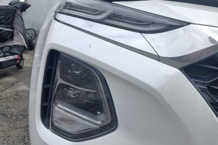 Used Hyundai Santa Fe 2019 380 TGDi DLX Automatic All-Wheel Drive Prestige PLUS (HTRAC) China V Standard Right Front Headlight